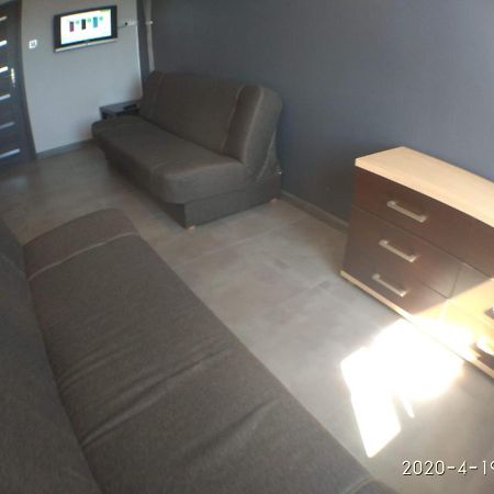 2120 Przyjazni 4 - Tanie Pokoje - Samodzielne Zameldowanie - Self Check In Познань Екстер'єр фото