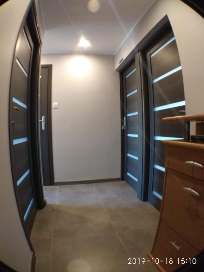 2120 Przyjazni 4 - Tanie Pokoje - Samodzielne Zameldowanie - Self Check In Познань Екстер'єр фото