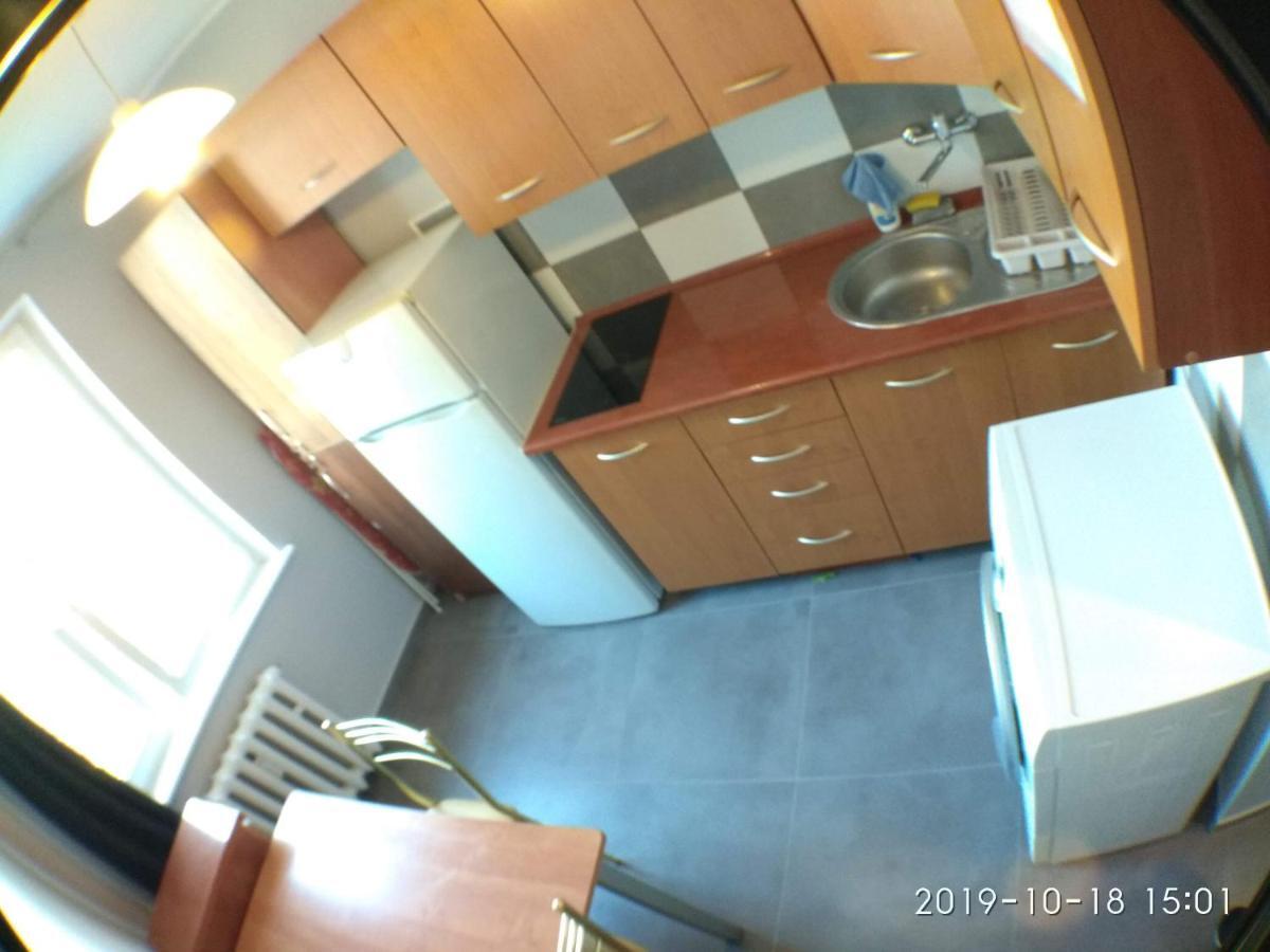 2120 Przyjazni 4 - Tanie Pokoje - Samodzielne Zameldowanie - Self Check In Познань Екстер'єр фото