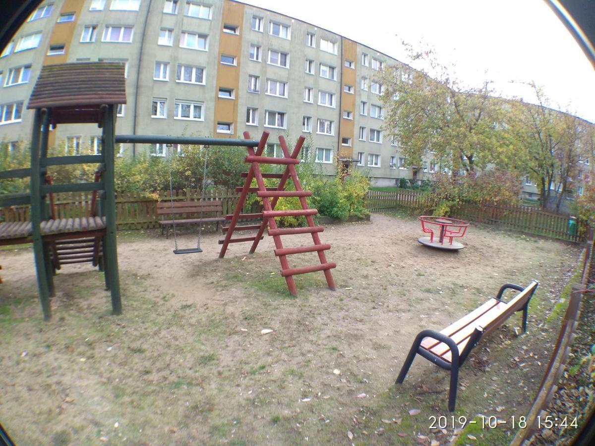 2120 Przyjazni 4 - Tanie Pokoje - Samodzielne Zameldowanie - Self Check In Познань Екстер'єр фото