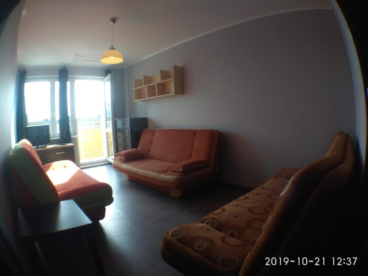 2120 Przyjazni 4 - Tanie Pokoje - Samodzielne Zameldowanie - Self Check In Познань Екстер'єр фото